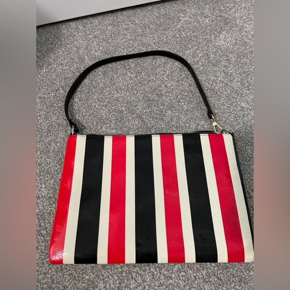 TOSS Designs Red, White, Black Stripe shoulder bag - Picture 2 of 9